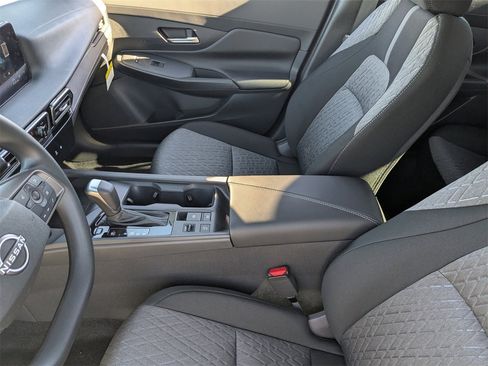 New 2026 Nissan Sentra SV image 12