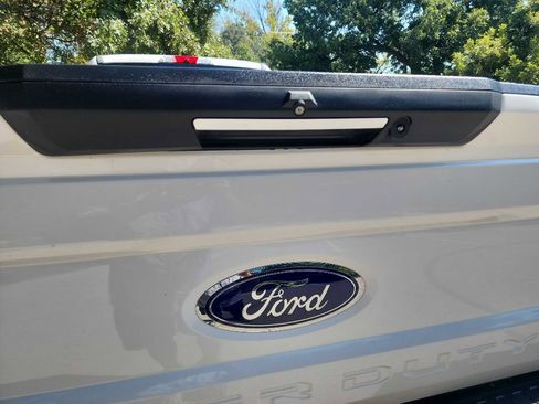 Used 2017 Ford F350 Lariat w/ Lariat Ultimate Package image 9