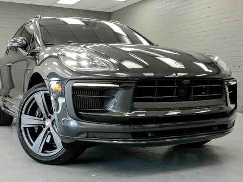 Used 2022 Porsche Macan S AWD/4WD image 6