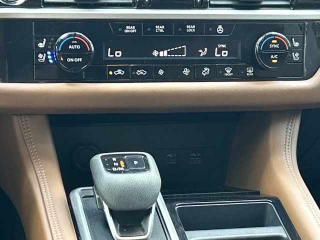 Used 2024 Nissan Pathfinder Platinum w/ Cargo Package AWD/4WD image 24