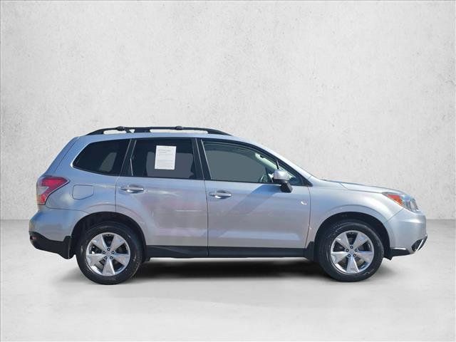 Used 2015 Subaru Forester 2.5i Premium w/ All-Weather Package AWD/4WD image 6