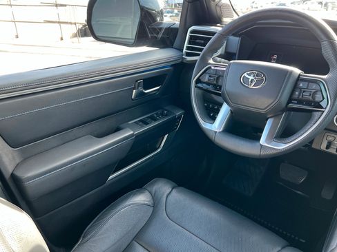 Used 2022 Toyota Tundra Platinum image 12