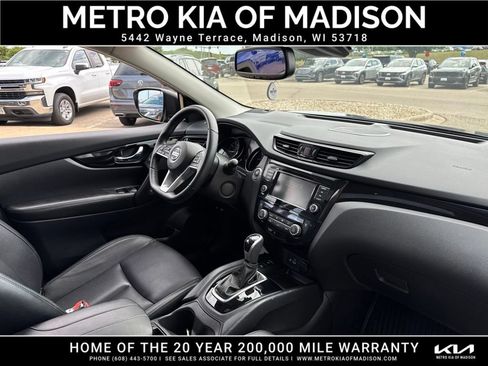 Used 2022 Nissan Rogue Sport SL w/ Premium Package AWD/4WD image 38