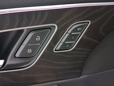 New 2026 Audi Q7 Premium image 12