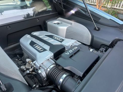 Used 2009 Audi R8 V8 w/ Enhanced Leather Pkg image 52