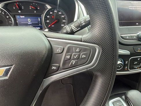 Certified 2022 Chevrolet Equinox LS w/ LS Convenience Package image 25