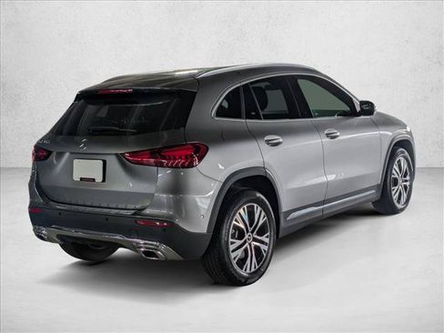 Certified 2026 Mercedes-Benz GLA 250 image 5