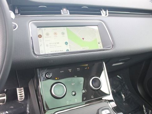 Used 2022 Land Rover Range Rover Evoque R-Dynamic S image 17