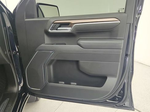 Certified 2026 Chevrolet Silverado 1500 LT RWD image 31