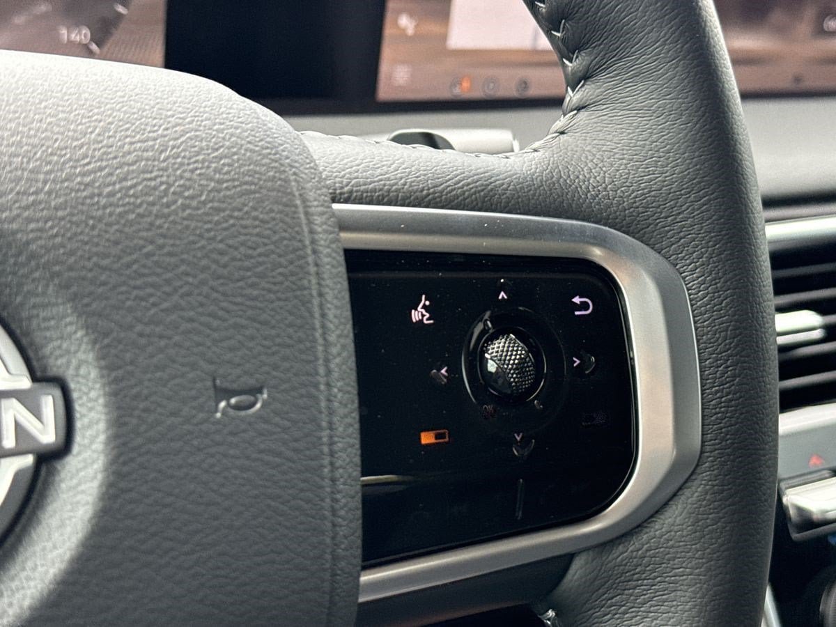 New 2026 Nissan Armada SL w/ Captain's Chari Seat Package RWD image 25