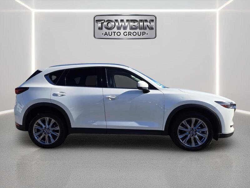 Used 2019 MAZDA CX-5 Grand Touring w/ GT Premium Package FWD image 3