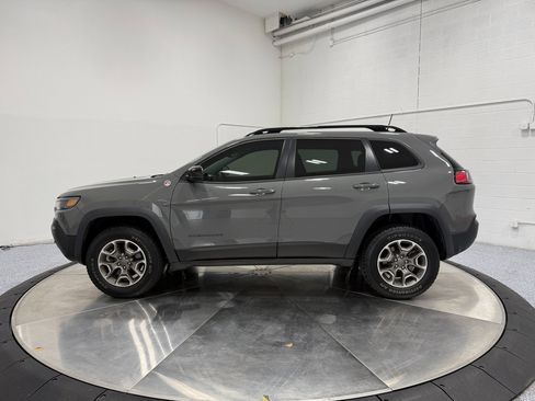 Used 2022 Jeep Cherokee Trailhawk w/ Sound & Nav Group image 4