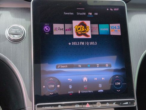 Used 2025 Mercedes-Benz C 300 Sedan image 23