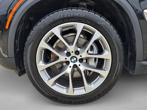 Used 2024 BMW X5 sDrive40i w/ Premium Package RWD image 25