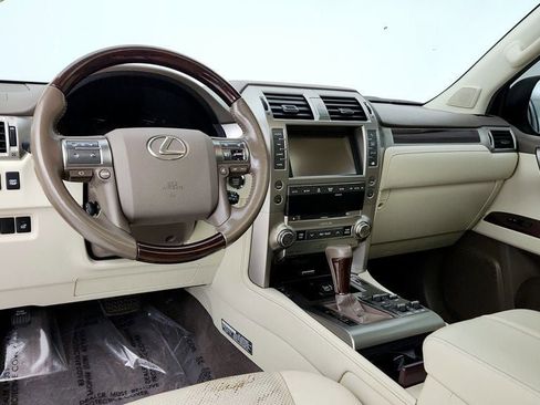 Used 2019 Lexus GX 460 Luxury image 13