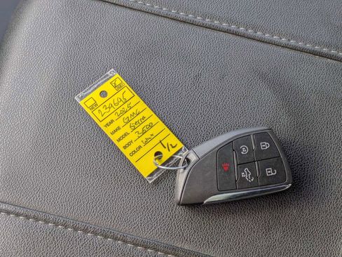 Used 2025 GMC Sierra 3500 SLE w/ SLE Convenience Package image 34