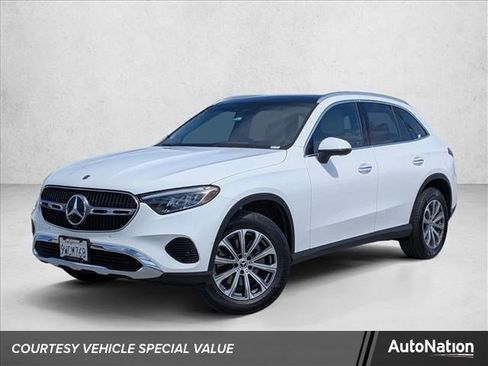 Used 2026 Mercedes-Benz GLC 300 4MATIC image 1