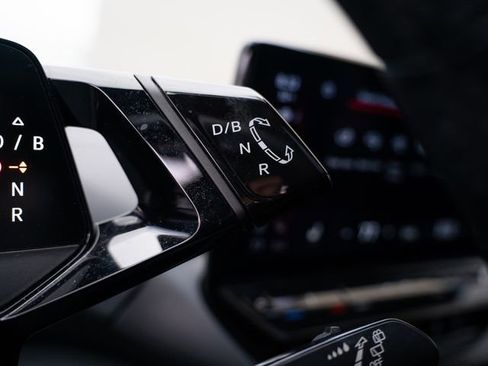 Used 2023 Volkswagen ID.4 Pro S image 27