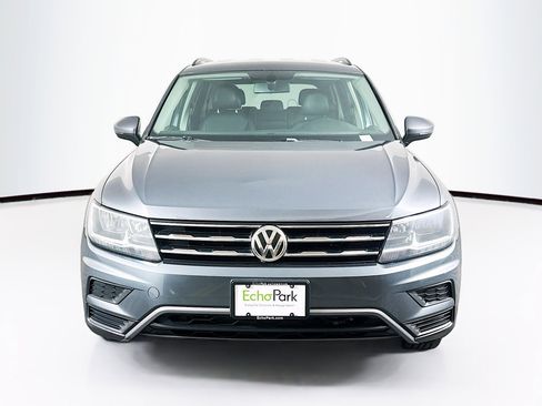 Used 2019 Volkswagen Tiguan SE image 2