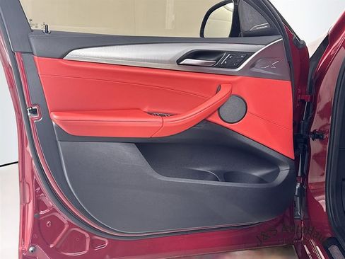 Used 2019 BMW X4 M40i w/ Executive Package image 22