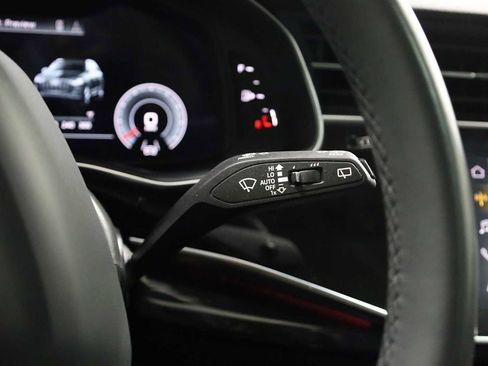 Used 2023 Audi Q7 Premium Plus w/ Premium Plus Package image 28