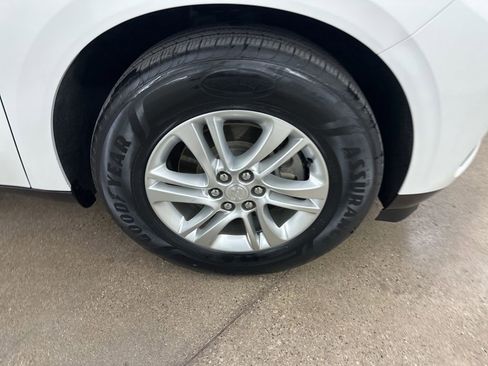 Used 2019 Buick Enclave Premium image 14