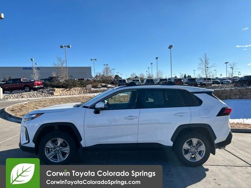 Used 2024 Toyota RAV4 XLE image 4