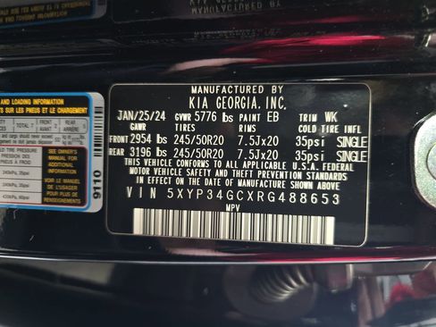 Used 2024 Kia Telluride EX w/ EX Captain's Chair Package image 38