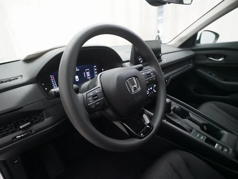 Certified 2023 Honda Accord EX image 8