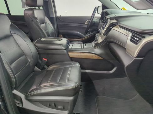 Used 2019 GMC Yukon Denali w/ Enhanced Security Package AWD/4WD image 37