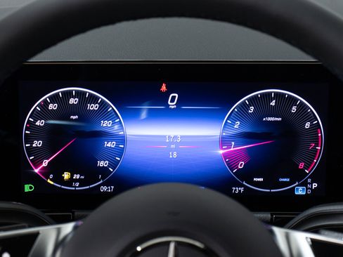 New 2025 Mercedes-Benz GLA 250 4MATIC image 19