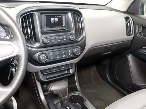 Used 2016 Chevrolet Colorado W/T w/ WT Convenience Package AWD/4WD image 23