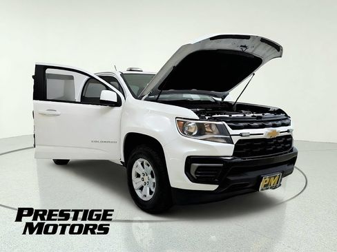 Used 2022 Chevrolet Colorado LT w/ Fleet Safety Package AWD/4WD image 11