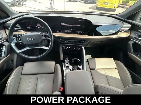 New 2025 Audi Q5 Premium Plus w/ Premium Plus AWD/4WD image 11