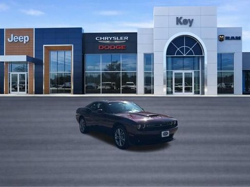 Used 2020 Dodge Challenger GT w/ Plus Package image 8