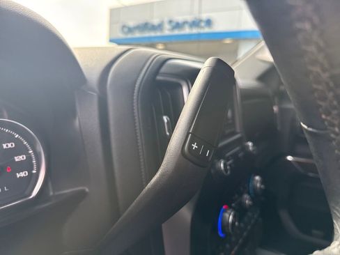 Used 2021 Chevrolet Silverado 1500 LT Trail Boss image 30