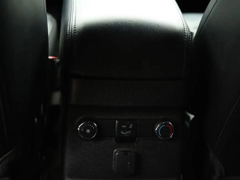 Used 2017 Ford Explorer XLT w/ Equipment Group 202A image 30