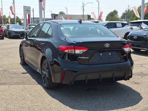 Used 2024 Toyota Corolla SE FWD image 5
