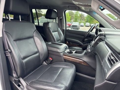 Used 2017 Chevrolet Suburban LT AWD/4WD image 30