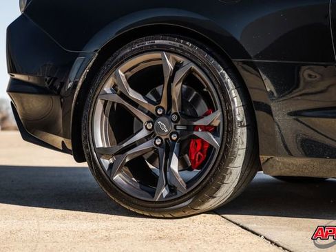 Used 2020 Chevrolet Camaro SS image 58