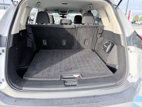 Certified 2022 Nissan Rogue SV image 21