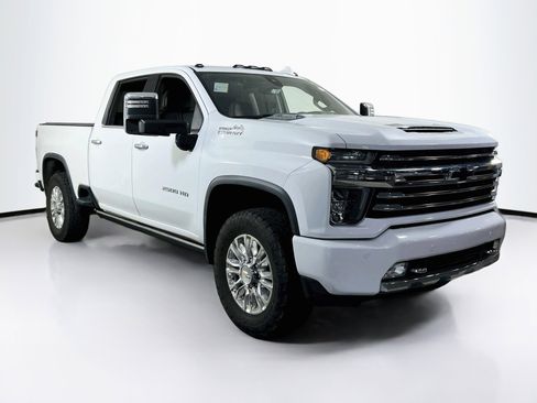 Used 2021 Chevrolet Silverado 2500 High Country AWD/4WD image 3