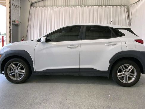 Used 2019 Hyundai Kona SE FWD image 26
