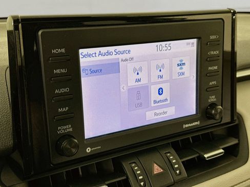Used 2022 Toyota RAV4 XLE Premium AWD/4WD image 15