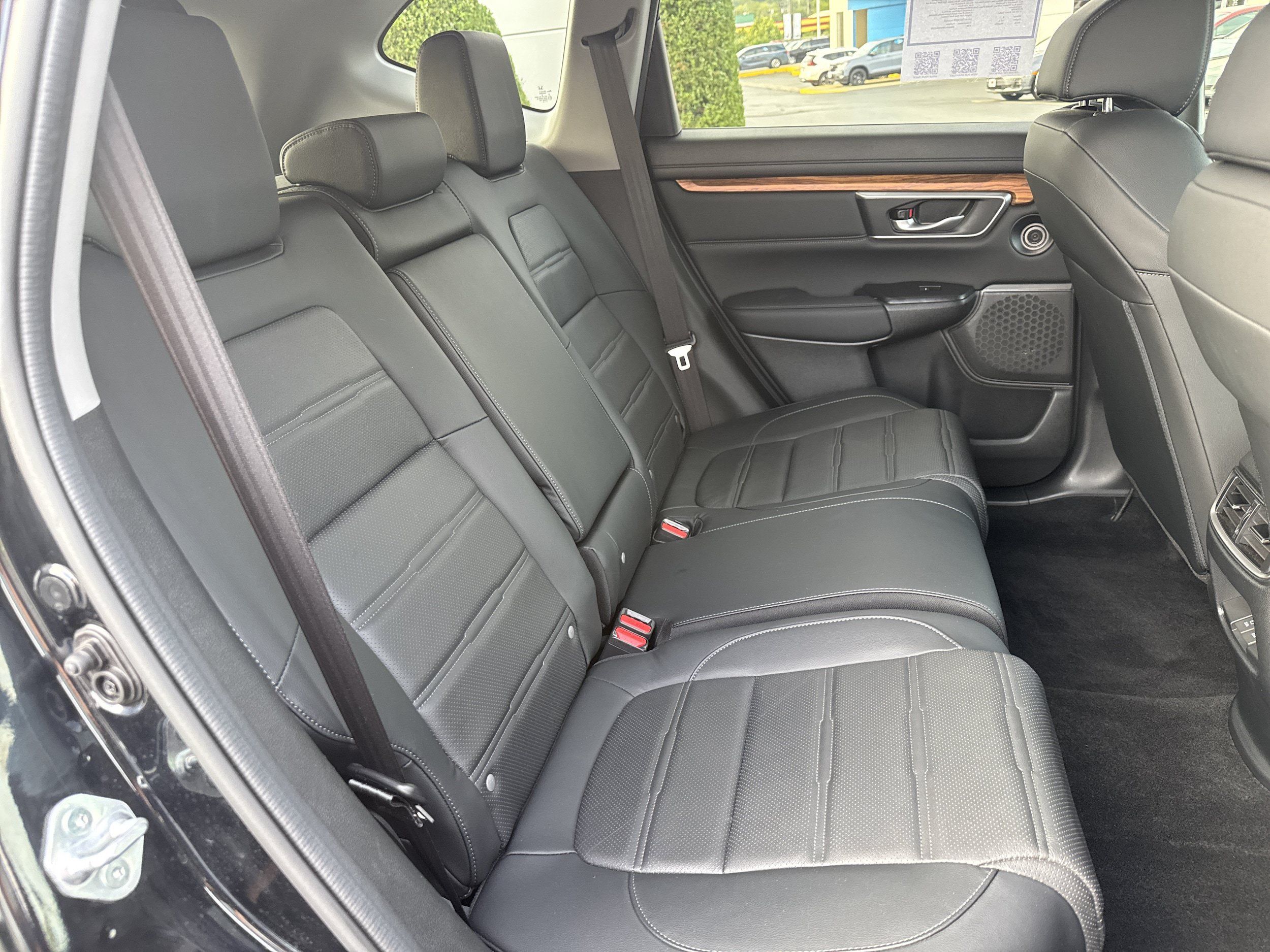 Used 2022 Honda CR-V Touring image 14