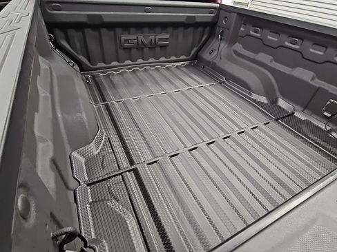 Used 2025 GMC Canyon Elevation w/ Convenience Package image 34