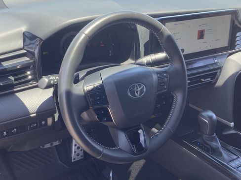 Used 2026 Toyota Camry SE w/ Multimedia Upgrade Package FWD image 22