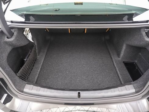 Used 2025 BMW 330i xDrive Sedan w/ Premium Package image 23