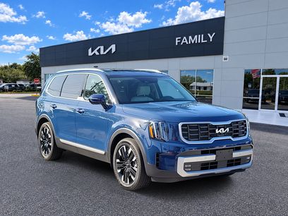 Certified 2025 Kia Telluride SX w/ SX Captain's Chair Package
