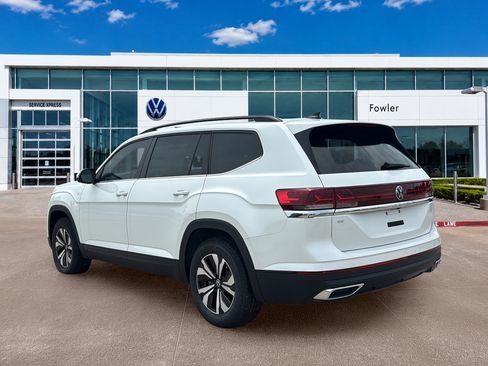 New 2026 Volkswagen Atlas SE FWD image 7